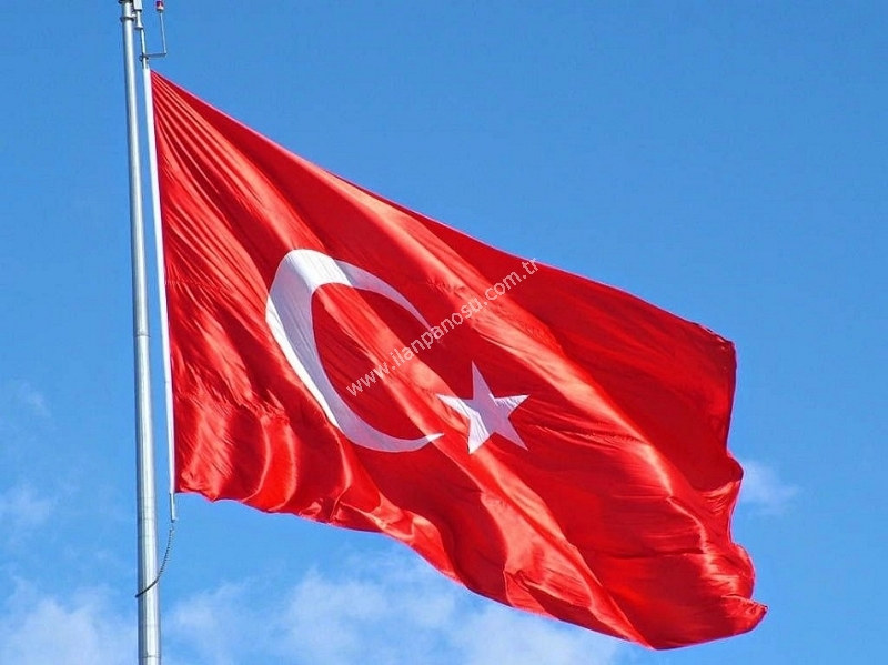 Turk-Bayragi-Bez-Fiyatlari,-Bina-icin-Bayrak-Fiyati-4x6-metre